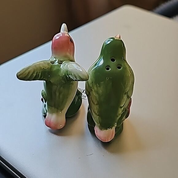 Mini Birds Salt and Pepper Shaker - Picture 3 of 3